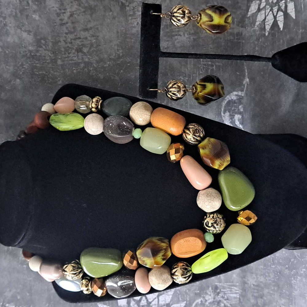 Bocar Multicolor Chunky Beaded Necklace and Earring Set